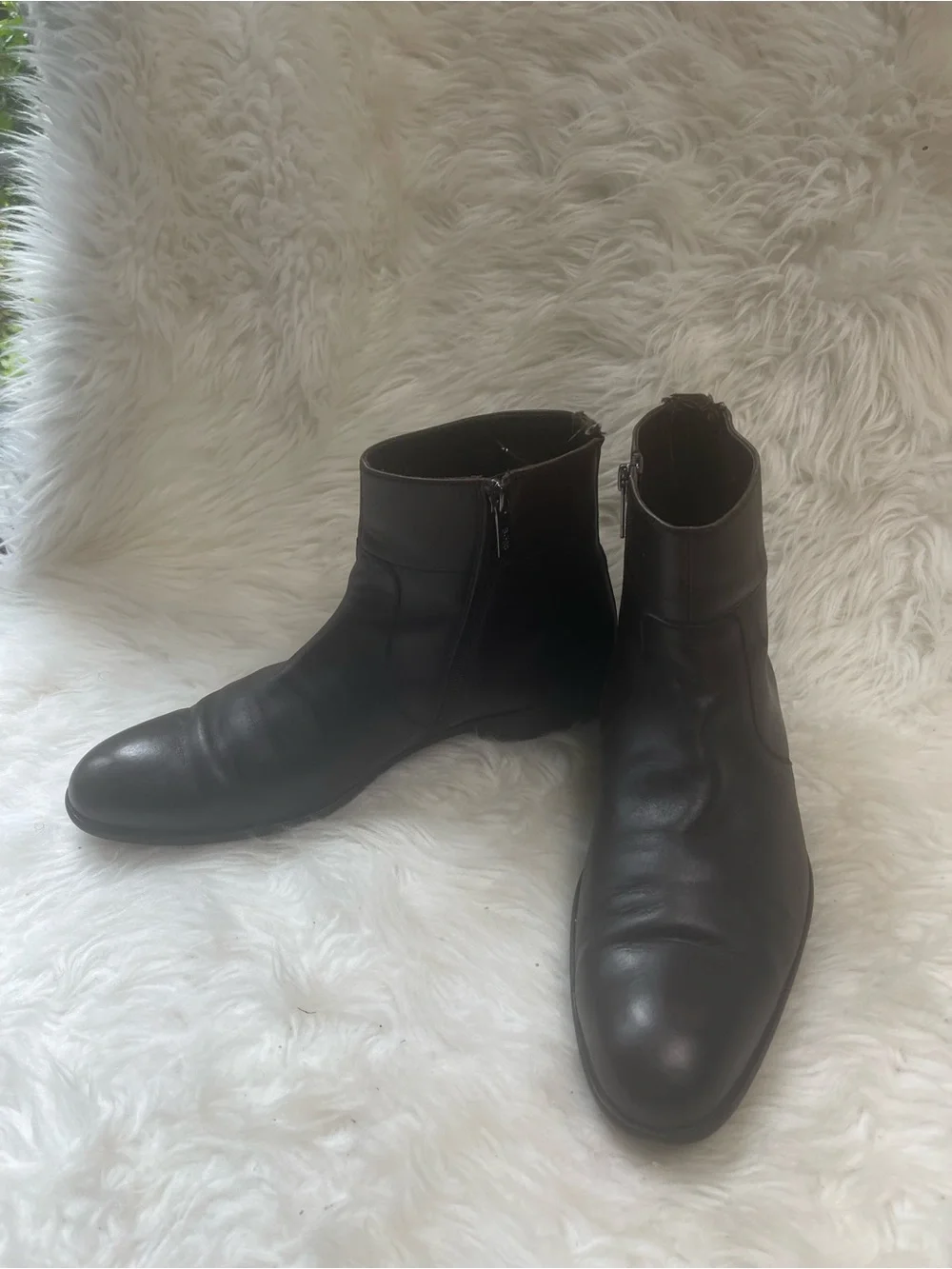 Hugo Boss Men's  Leather Dark Brown Chelsea Ankle Boots SZ8.5